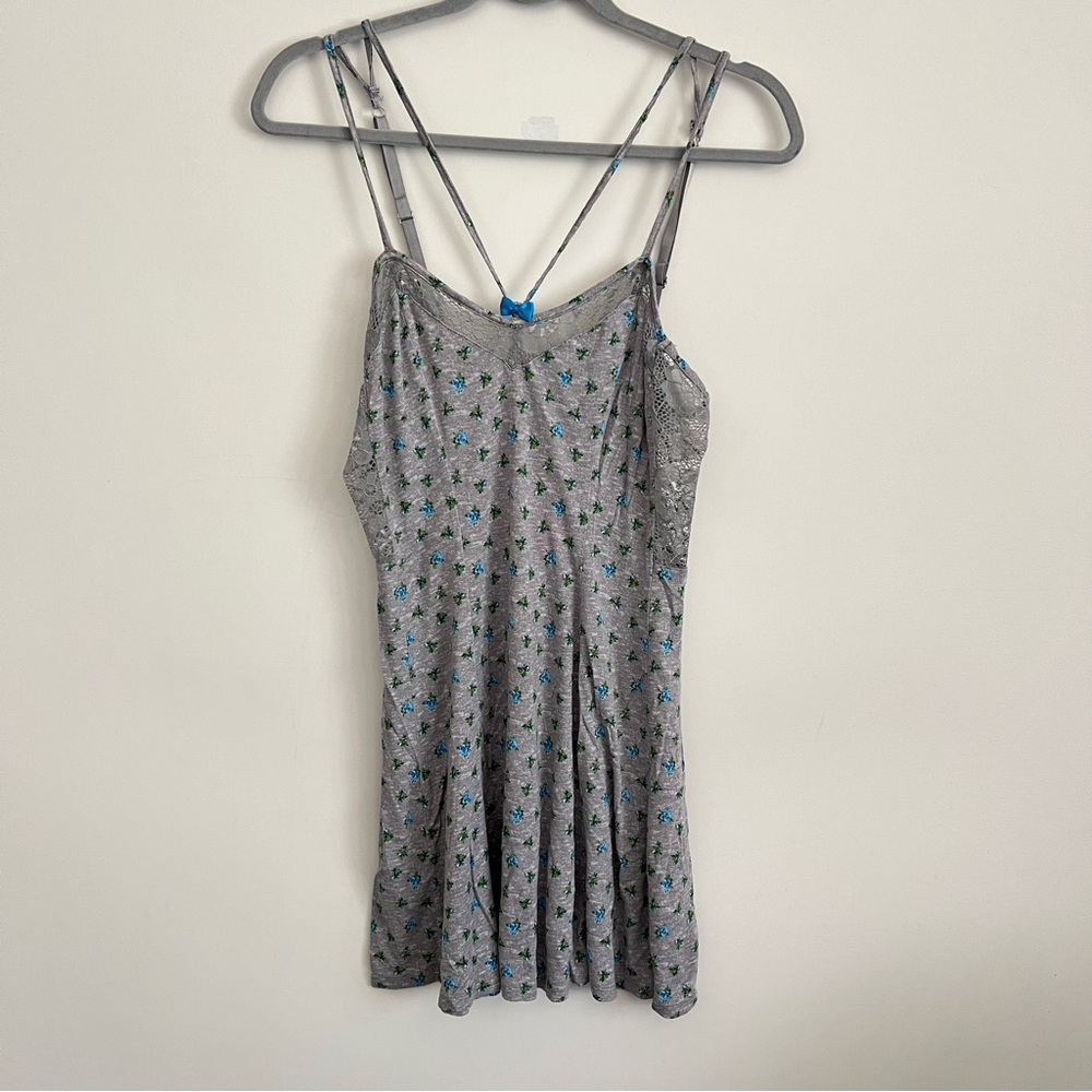 Betsey Johnson Y2K Women’s Babydoll Chemise Lingerie Dress Floral Gray Size M